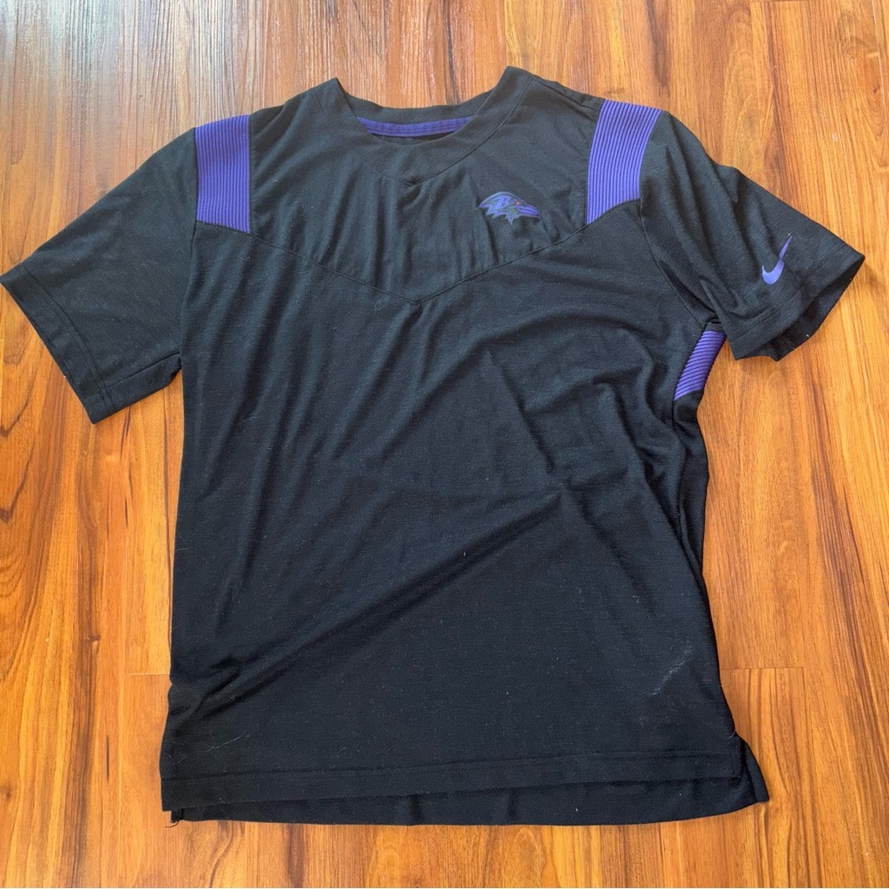 Ravens Dry Fit Nike Shirt Large